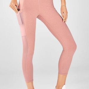 Fabletics Mila Pocket Capri